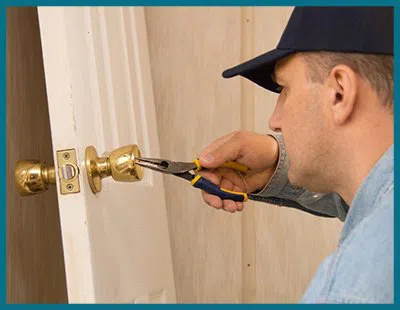 Father Son Locksmith Shop Jacksonville, FL 904-531-3239 Father Son Locksmith Shop Jacksonville, FL 904-531-3239 - 65-2