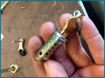 Father Son Locksmith Shop Jacksonville, FL 904-531-3239 - 65-9